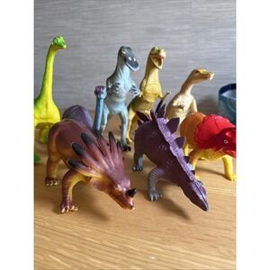 lot of 8 vintage imperial dinosaur
